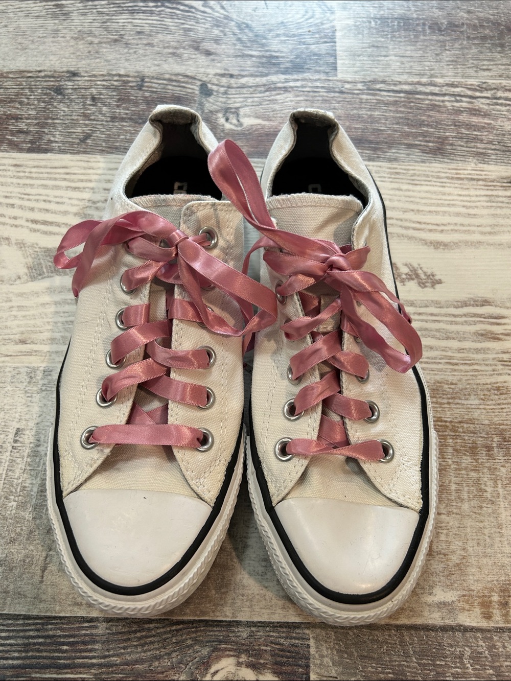 Converse White Low-Top Sneakers with Pink Satin Laces